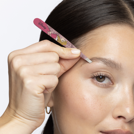 Model using Disney's Aurora Slant Tweezer