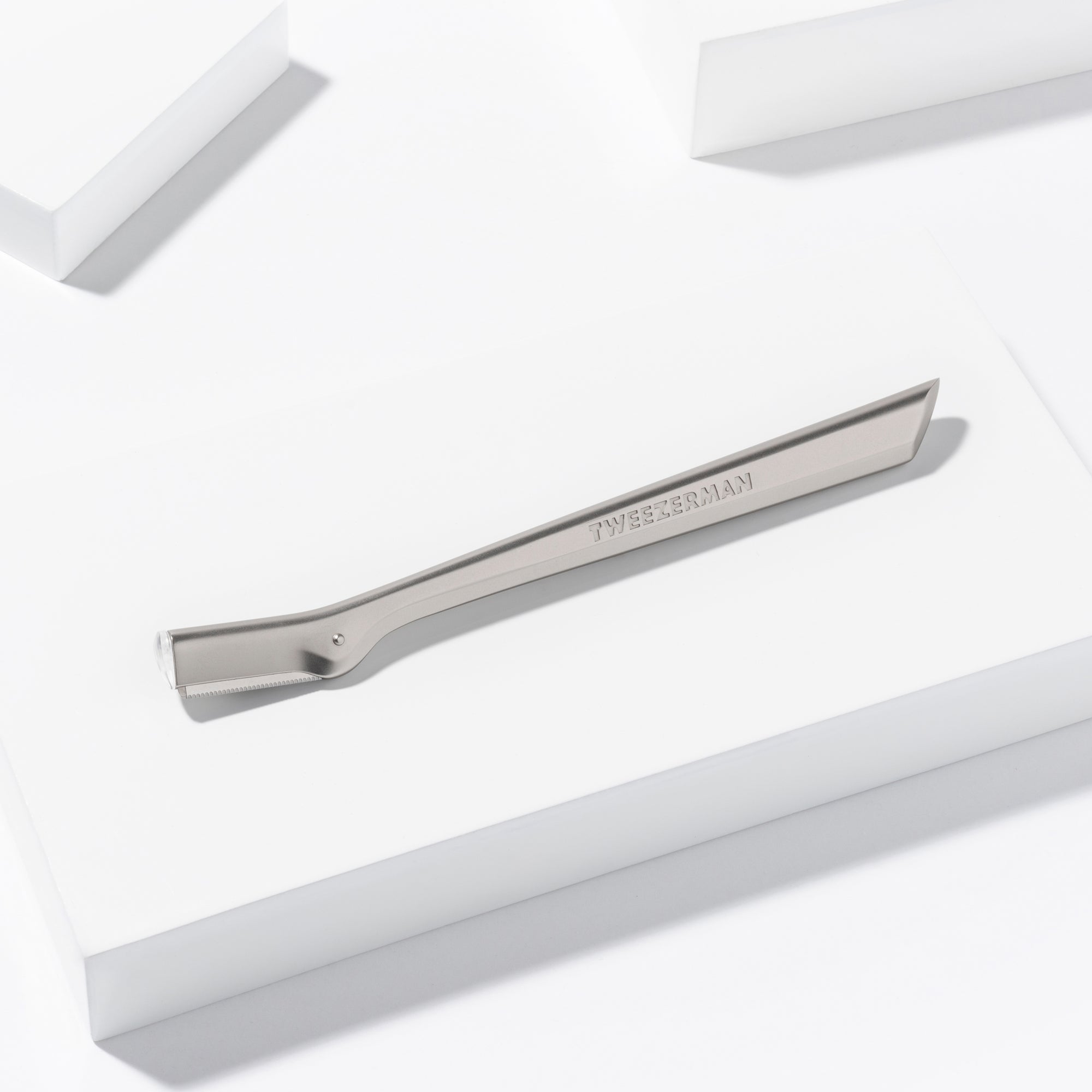 Tweezerman Foot Razor Brow Razor – Tweezerman