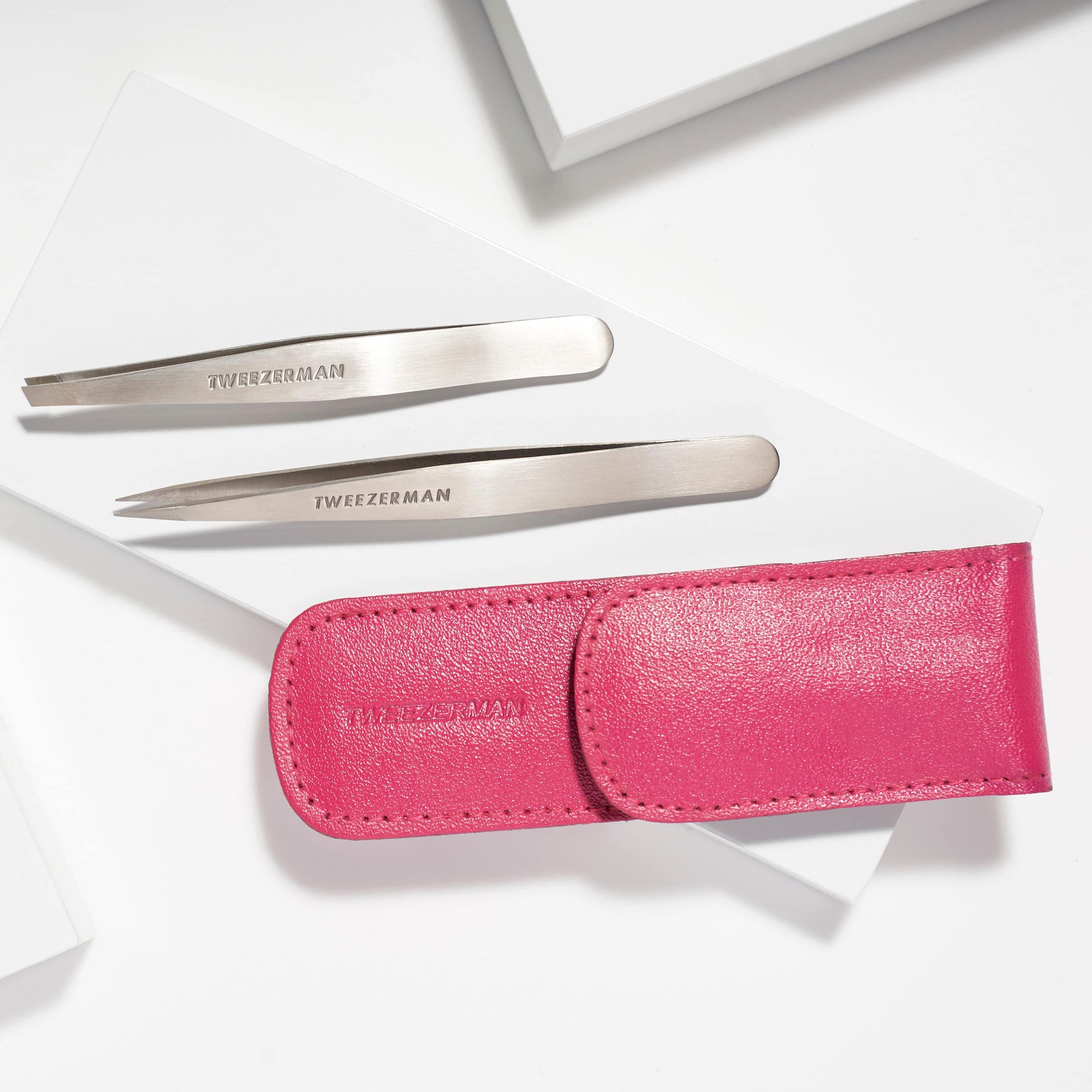 Petite Tweeze Set With Pink Case