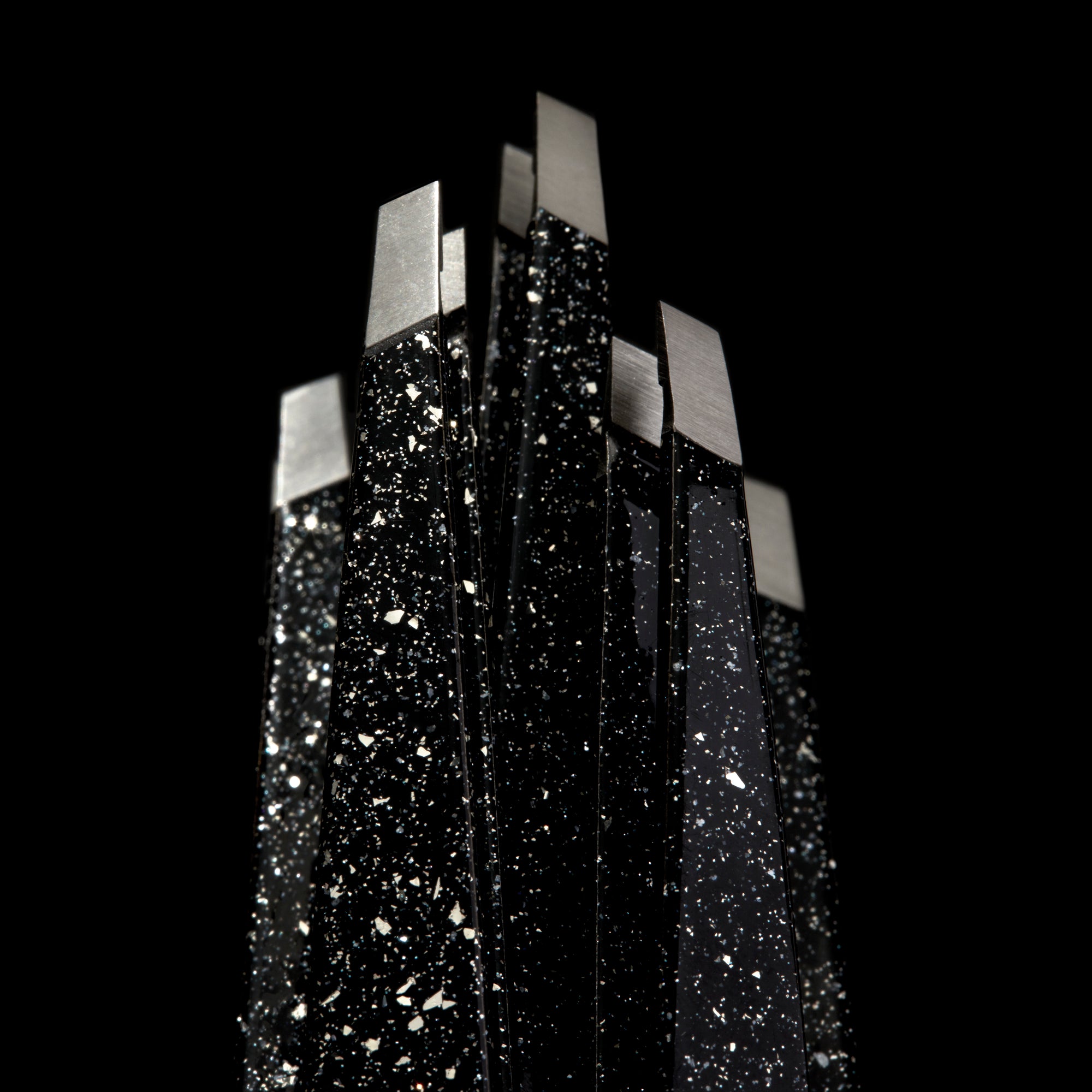 5 tips of Dusted Onyx Black with Glitter Slant Tweezer