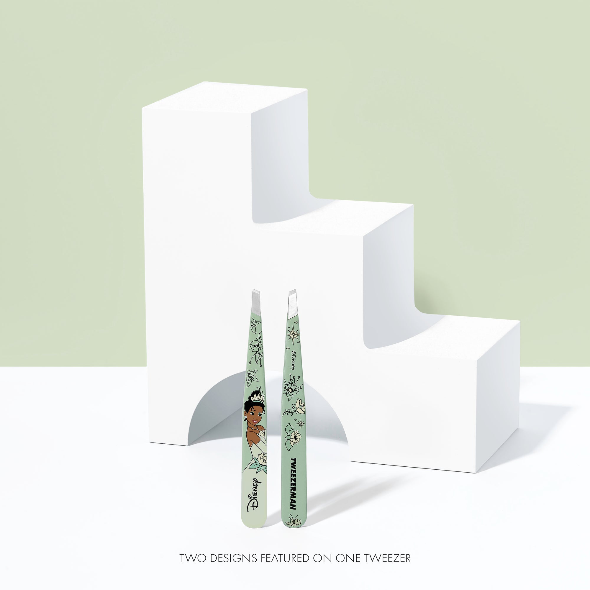 Front and back of Disney&#39;s Tiana Slant Tweezer