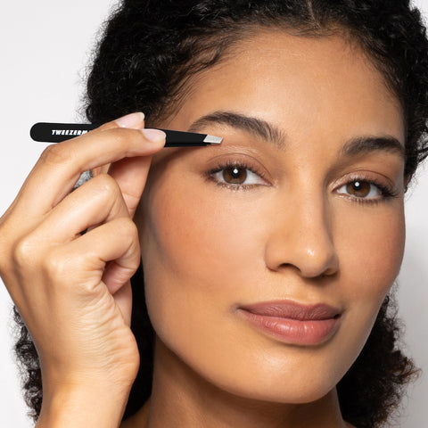 Alternative image of Midnight Sky Slant Tweezer product | Image 2
