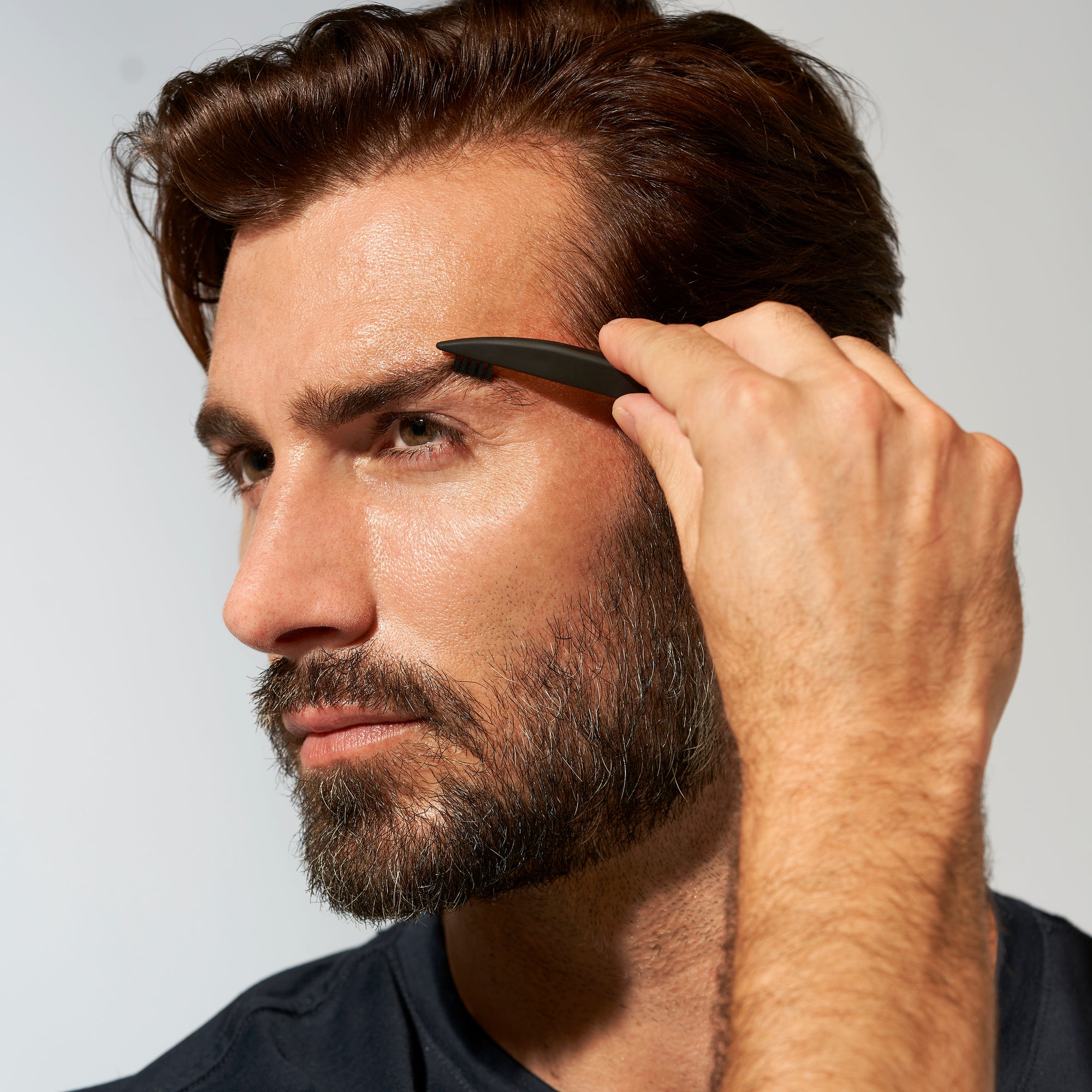 Model using one precision folding razor