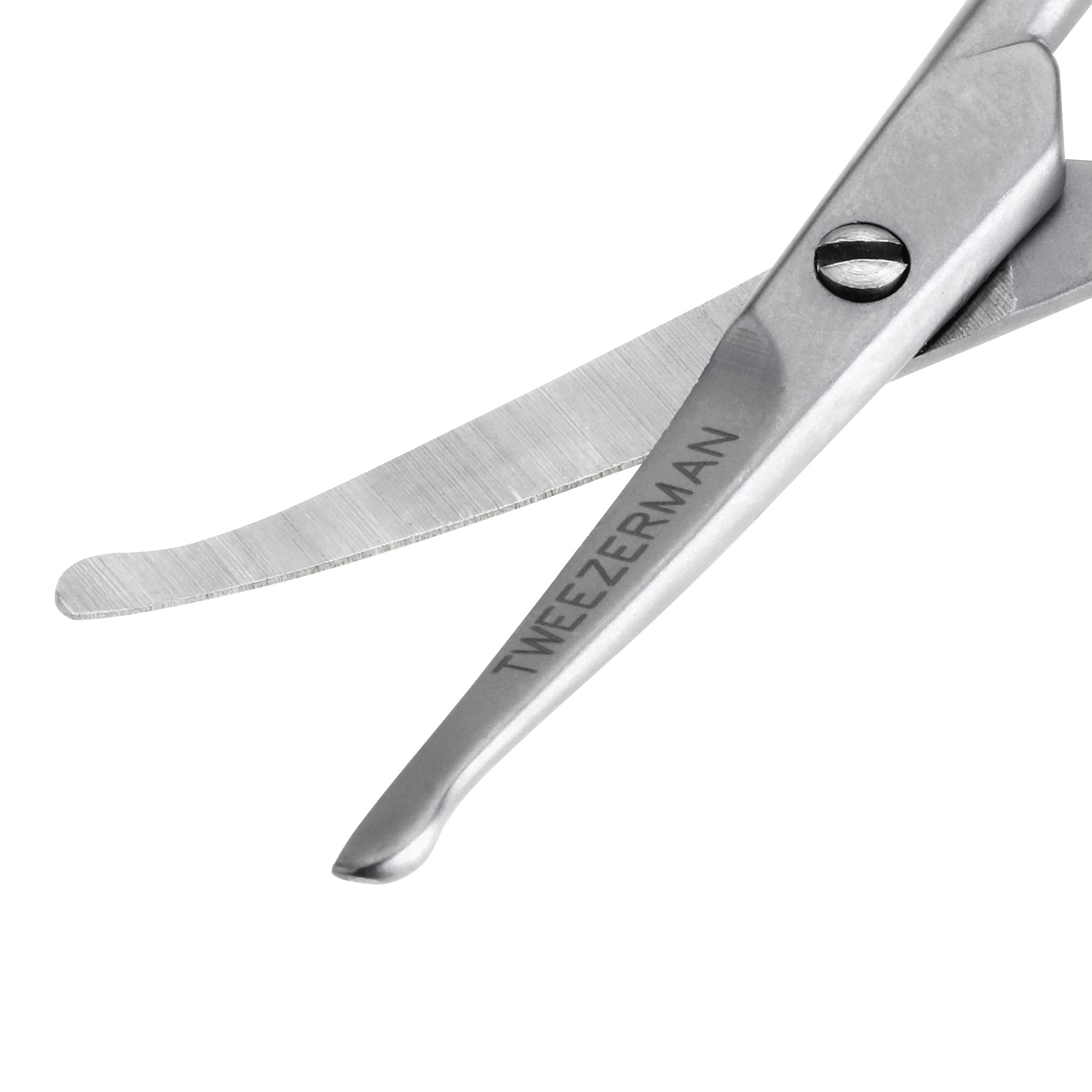 Blades of nail clippers