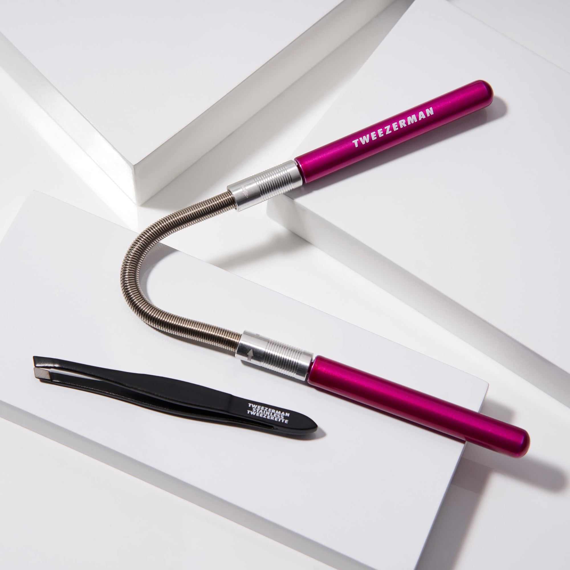 Smooth Finish Facial Hair Remover Pink  (Comes With Free Tweezerette)