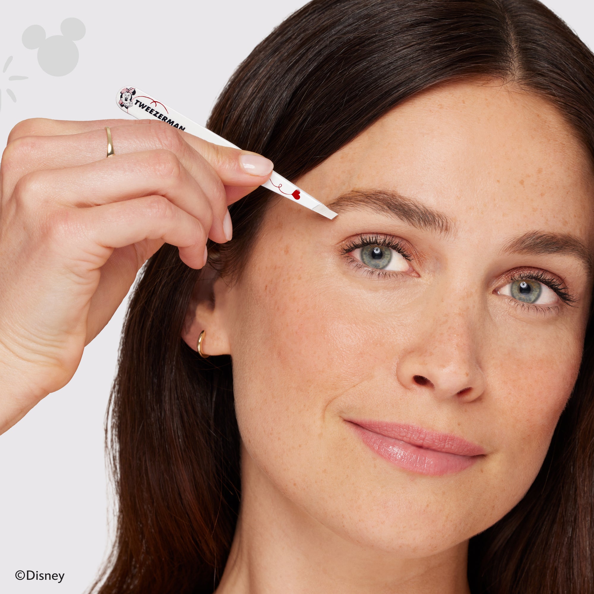 Model Using Forever In Love Slant Tweezer