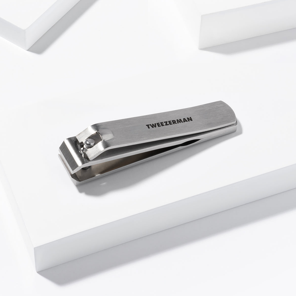 Tweezerman Foot Razor Extra Strength Toenail Clipper – Tweezerman