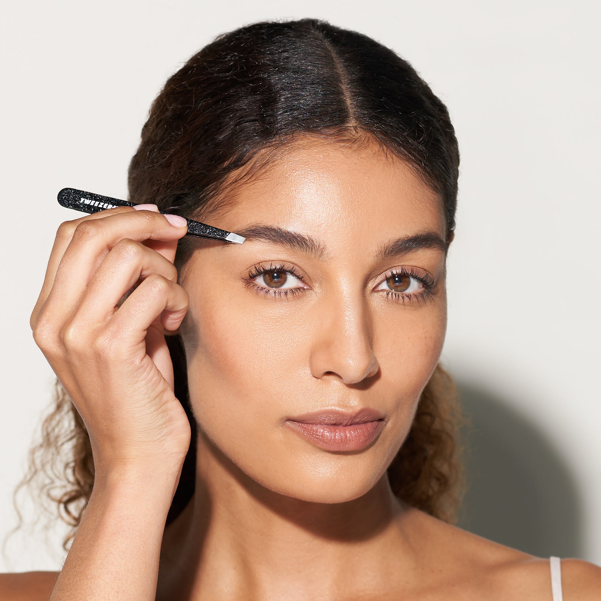 Dusted Onyx Slant Tweezer